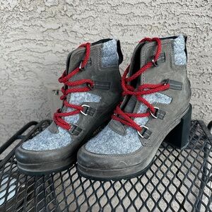 Sorel Blake Lace Booties